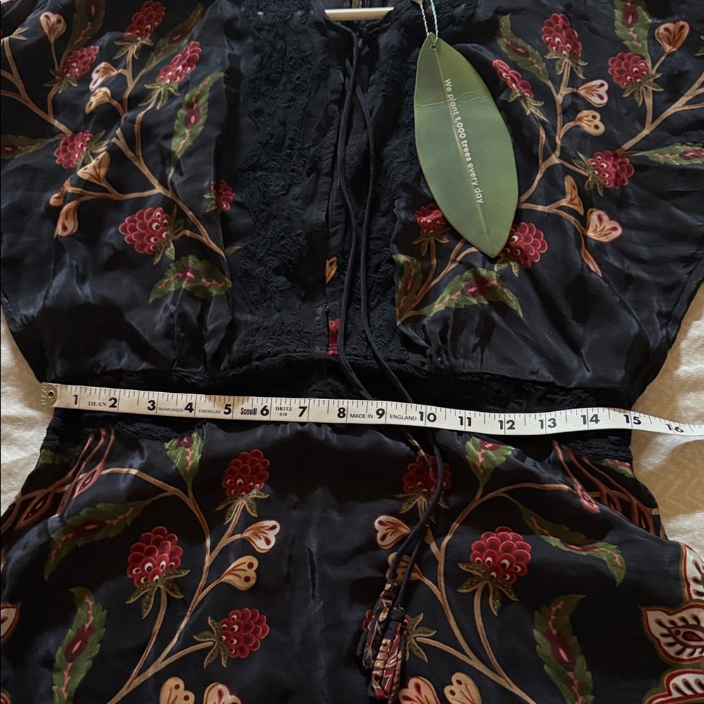 Berry Garden Embroidered Satin Minidress
FARM Rio NEW - Picture 10 of 11